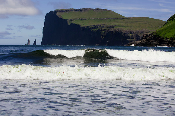 Faroe Islands, Eiðsikollur, Risin og Kellingin, Giant and the Witch