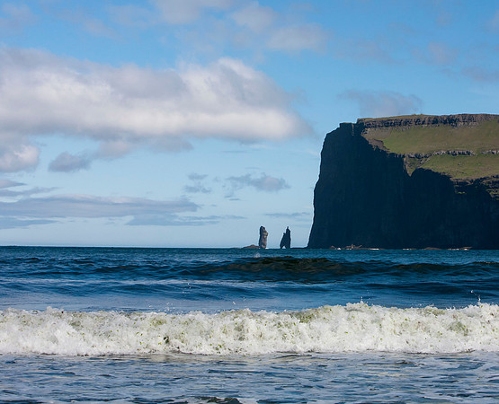 Faroe Islands, Risin og Kellingin, Giant and the Witch